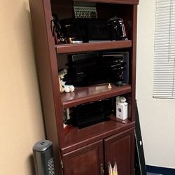 3 Shelf Cabinet