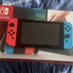 Nintendo Switch 