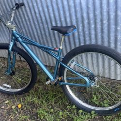SE Bike. Monster Quad Ripper