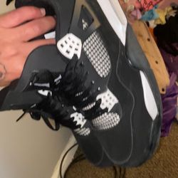 White And black 4’s Sz 10