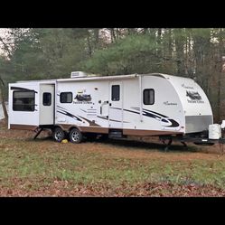 2011 Coachmen Freedom express