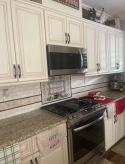 Kitchen And Bathroom 