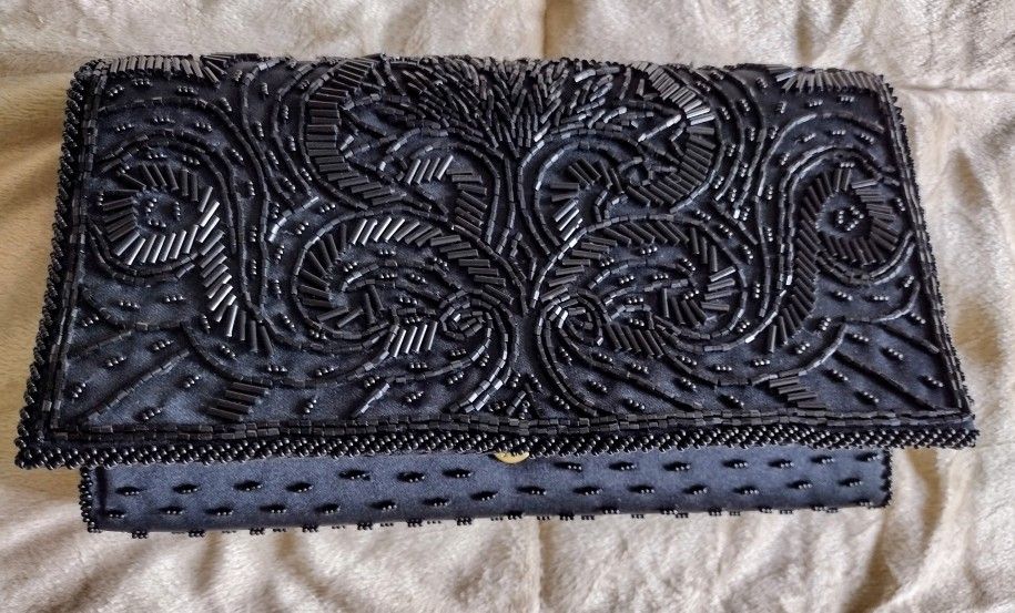 Beautiful Beaded Clutch/Over The Shoulder Bag