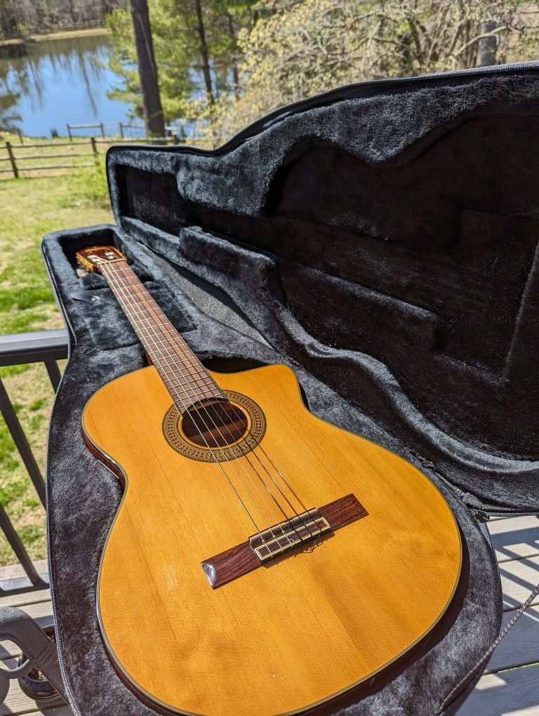 Washburn classical guitar