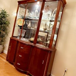Hutch & Buffet - Cherry Wood With Lighting 