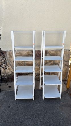 Shelves set of 2