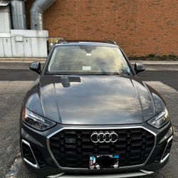 2022 Audi Q5 45 S Line Premium Plus