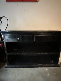 FREE TV Stand !! Heavy !!!