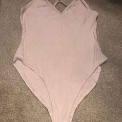Color like beige size S euc