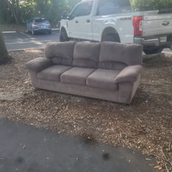 Oooh Brown  Couch! Pretty...