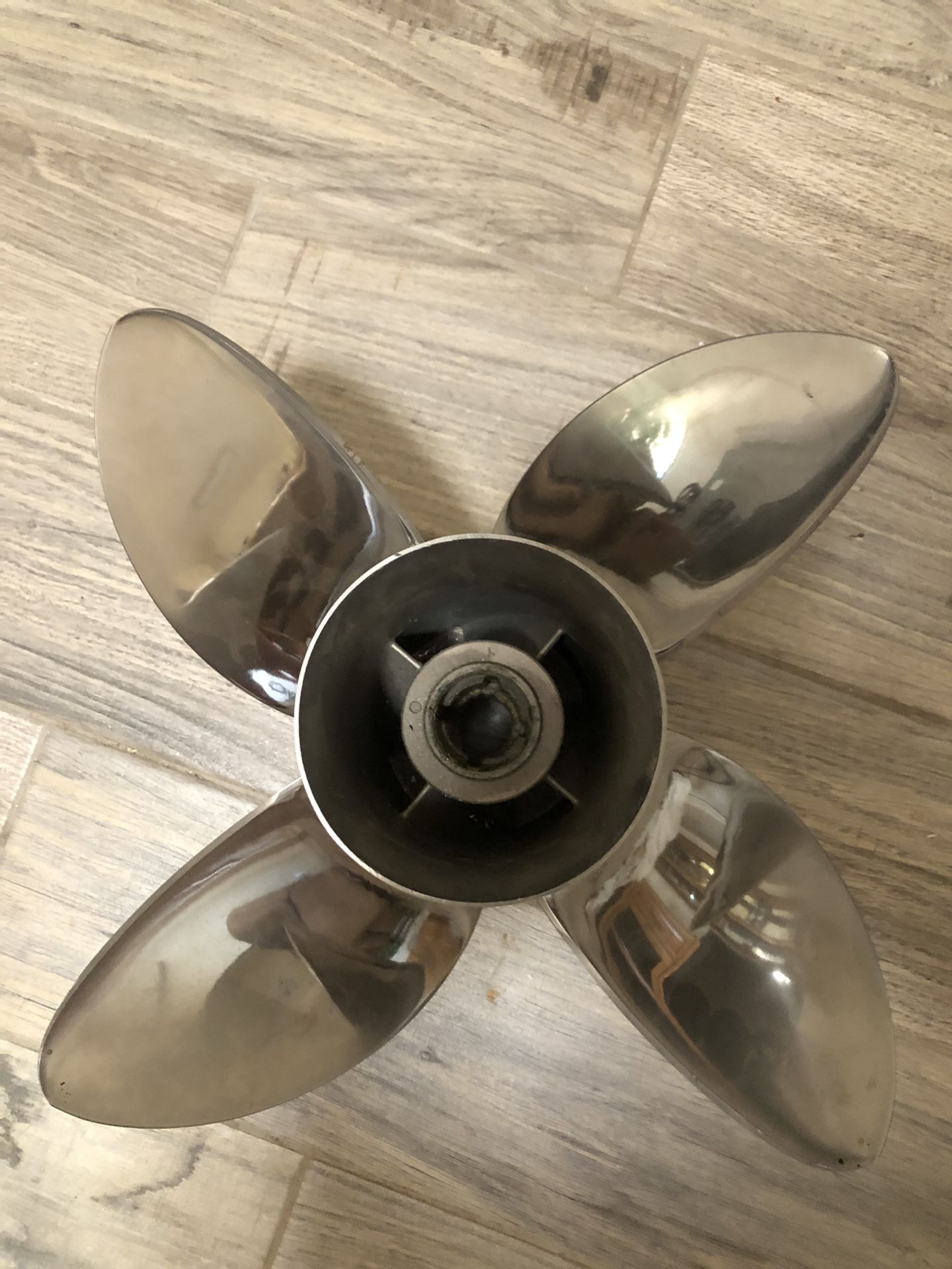 Mercury Bravo One LH Propeller