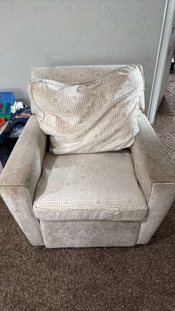 little castle recliner