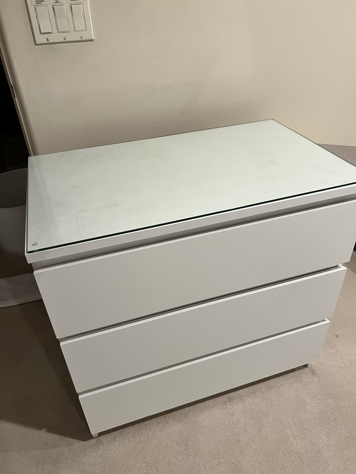 Ikea 3 Drawer White Dresser With Glass Top