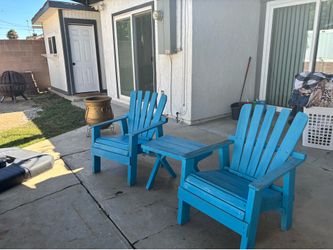 Patio lounge chairs and table