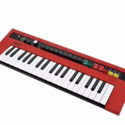 (NEW) Yamaha Reface YC Combo Organ Synthesizer