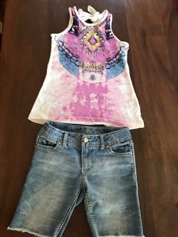 Girls shorts size M 7/8 and tank top