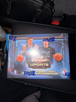 Topps Basketball Update Series Blaster Box