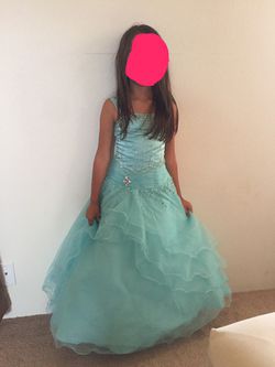 Pageant/flower girl dress size.6