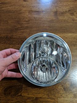 2018 Harley RoadKing Head Light