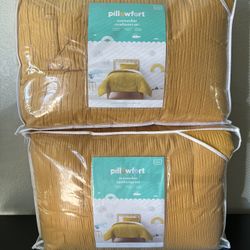 Twin Comforters 