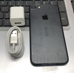 iPhone 7 128GB Factory Unlocked-Black