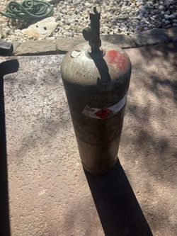 Acetalyne Tank