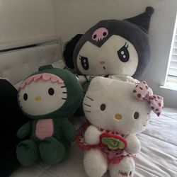 Big Hello Kitty Plushies 