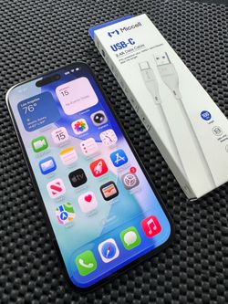 Unlocked Apple iPhone 15 128GB Battery Health 99%