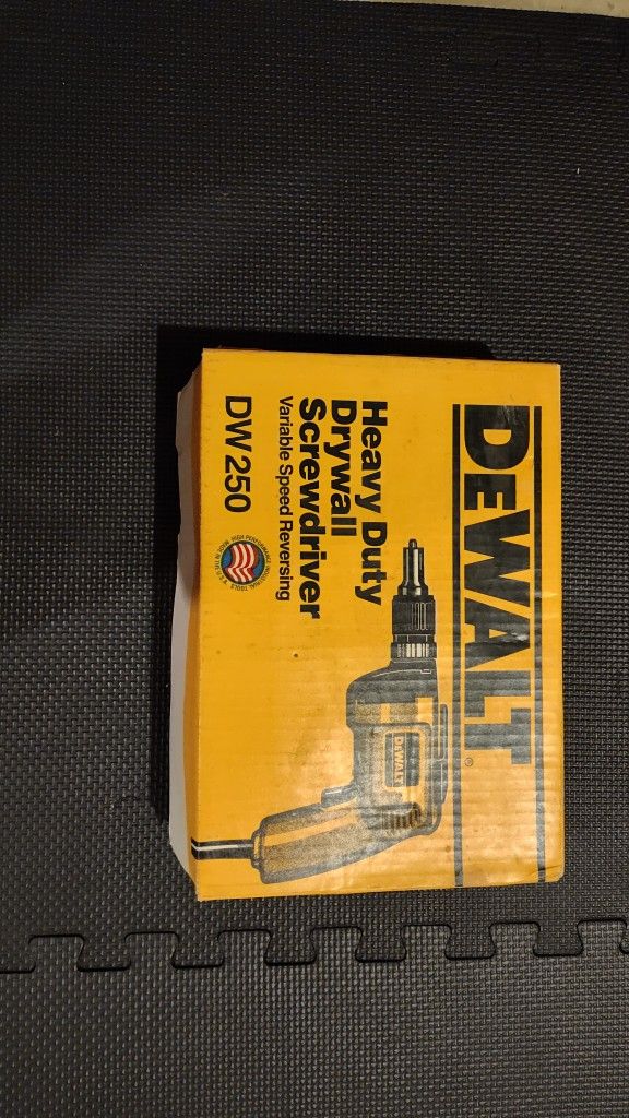 DeWalt Drywall ScrewGun
