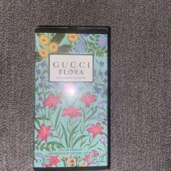 Gucci Flora Perfume
