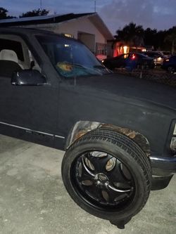 22"Rims And Tires  Tires In Great Shape 