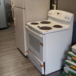 E Stove, Refrigerator 