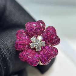 Elegant 18K Gold Ruby & Diamond Ring – 5.22ct Ruby, 0.34ct Diamonds – 8.02g Size 7