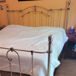 Headboard 
