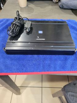 UN AMPLIFIER ALPINE