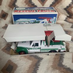 Vintage Hess Toy 1994 Rescue Truck/Ladder Truck In Original Box