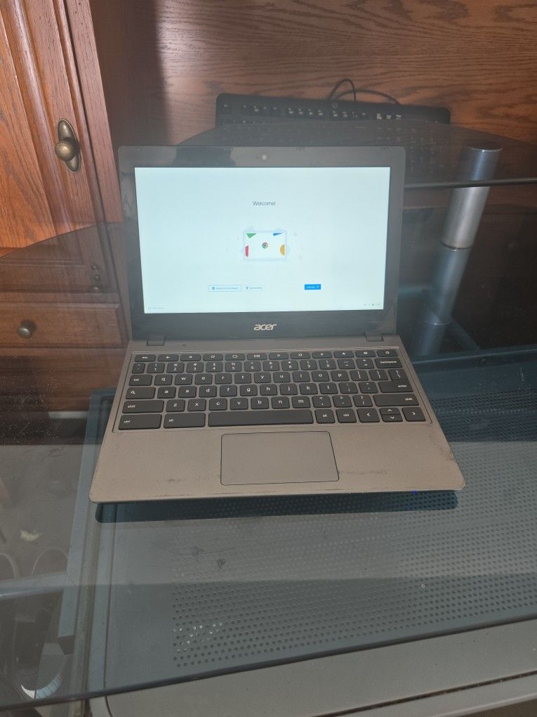 Acer Chromebook C720 Clean Laptop Ready For Use