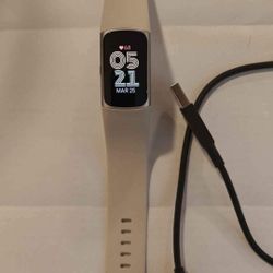 Fitbit Charge 6 