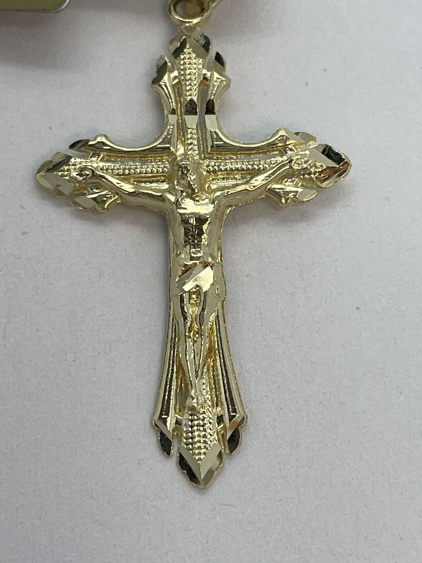 14K Gold Cross Pendant. New 