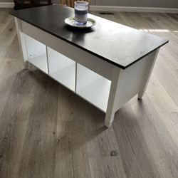 Coffee Table With Lyft Top