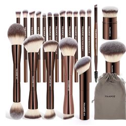Makeup brush set