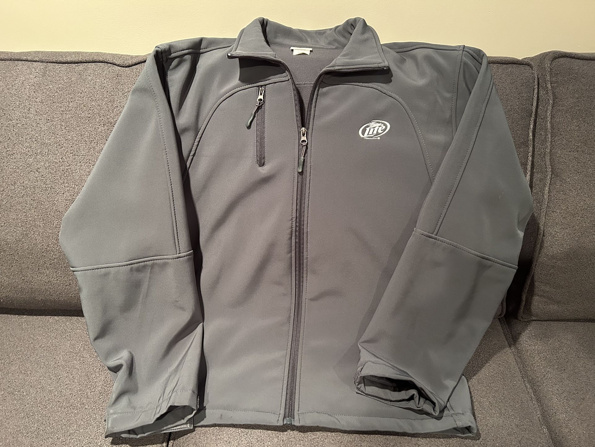 Men’s size XXL Miller Light fleece jacket