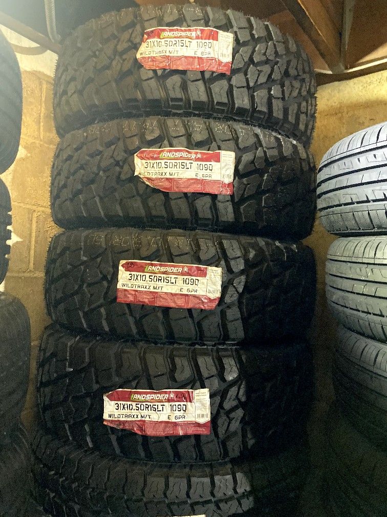 SET four tires 31x10.50R15LT landspider