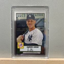 2021 Topps # 142  Aaron Judge / Pick Up Only 