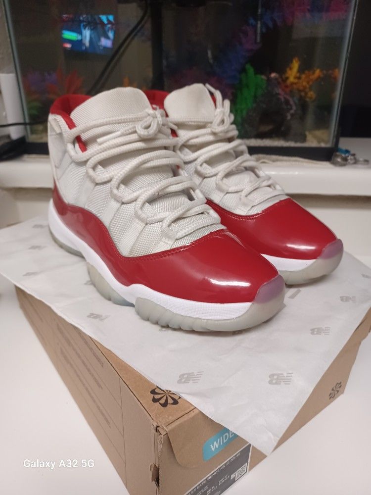 JORDAN 11 CHERRY🍒