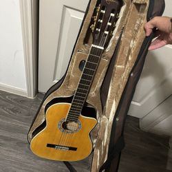 Acoustic/Electric Guitar + Case