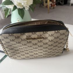 Michael Kors Purse $50 