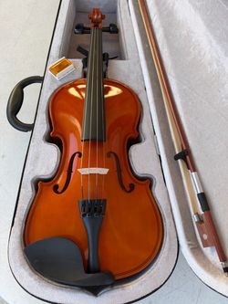 New Violin 4/4 size and 3/4 available