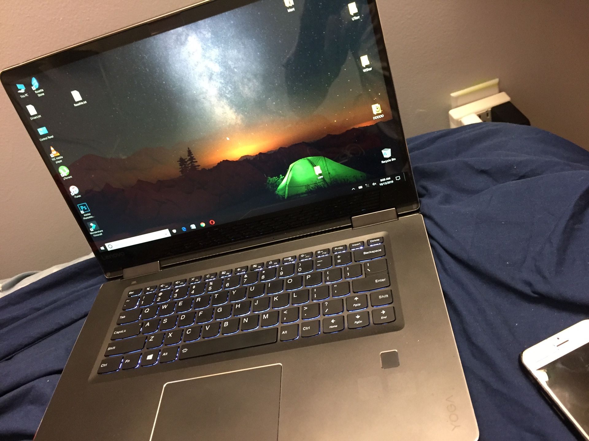 Lenovo Yoga 15.6" Touch screen 2- in -1 Laptop, 256GB SSD, 8 GB Ram, NVIDIA GeForce 940MX. Comes with Abobe Photoshop CC, Rosetta Stone, wondershare