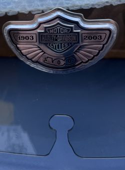 Motorcycle Seats, Pipes, Windshield 100 Anniversary accessories